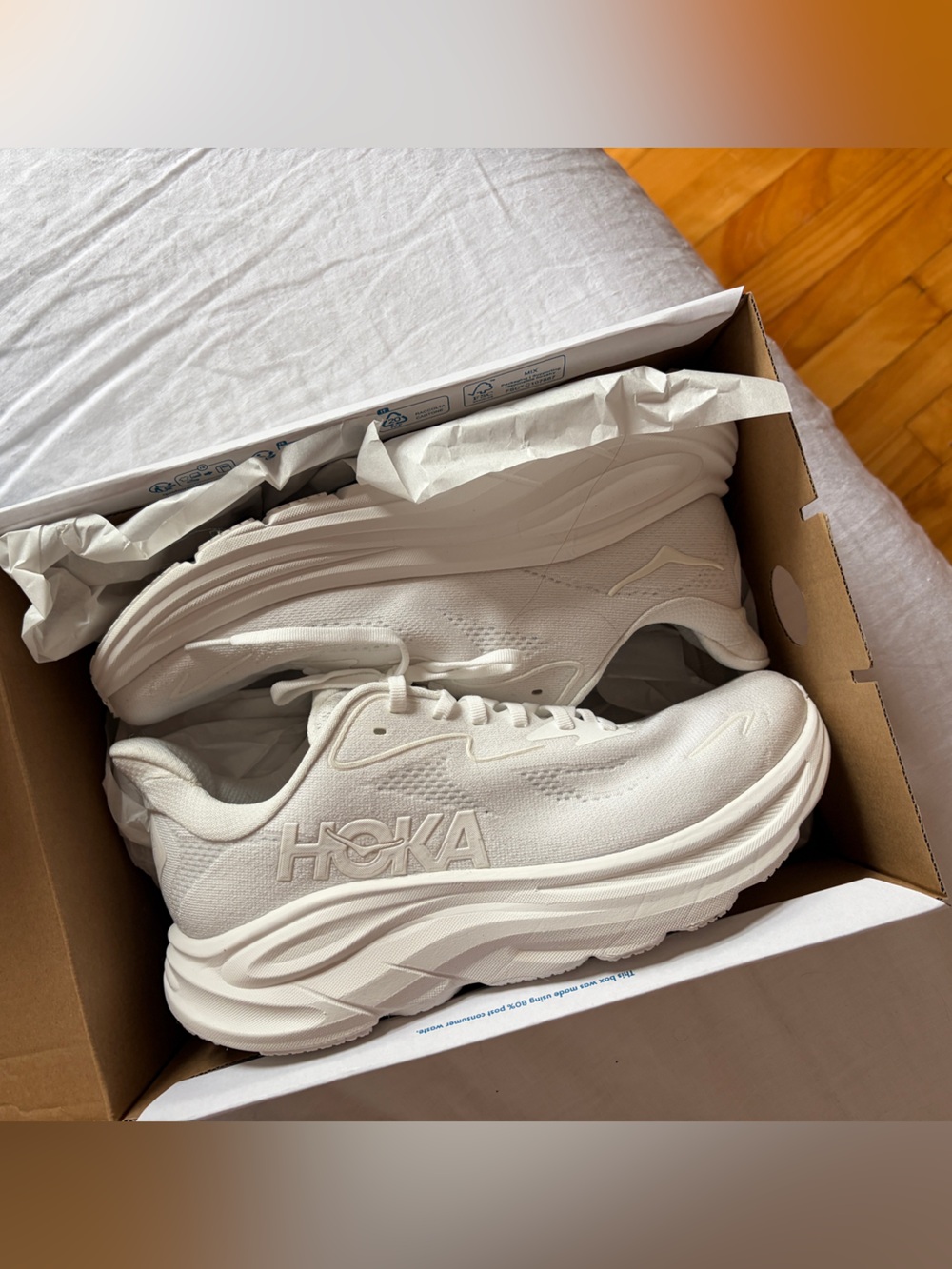 HOKA All-White Clifton 10 NWT